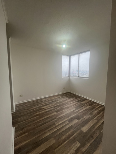 Arriendo Departamento Condominio Cumbres Del Retiro