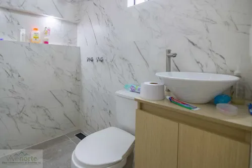 Apartamento En Venta En Niquia Parte Baja. Cod V12573