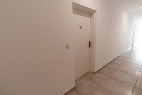 Venta De Departamento 2 Ambientes En Aguaribay - Bajada Office Park