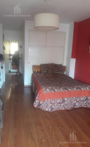 Imagen 4 de 11 de Departamento Monoambiente Venta Flores Permuta