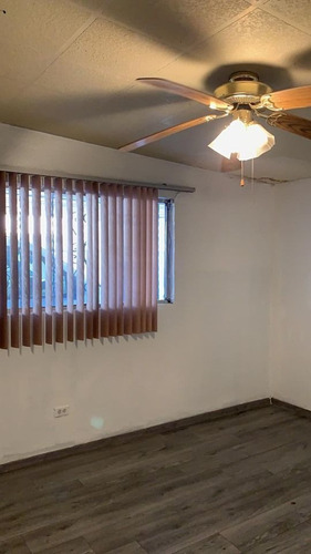 Imagen 8 de 13 de Casa En Venta Fracc. Residencias
