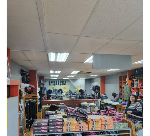Amplio Y Céntrico Local Comercial En Ancud
