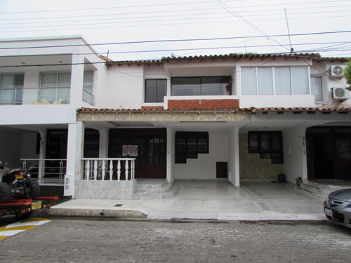 Casa En Venta En Cúcuta. Cod V17355