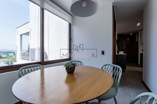 Casa En Venta De 5 Dorm. En Lo Barnechea