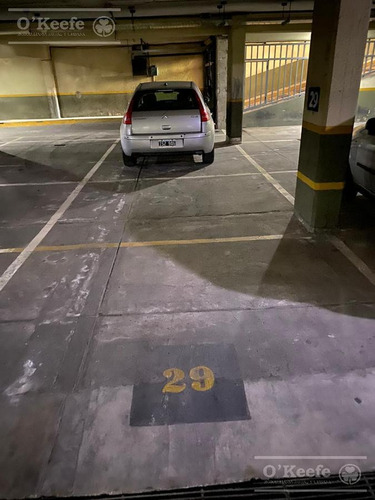 Imagen 4 de 7 de Venta- Oportunidad- Cochera Cubierta Fija- Quilmes Centro