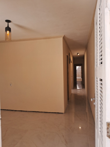 Vendo Casa ,luciano Cavalcante, 3 Quartos, 2 Banheiros, 2 Va