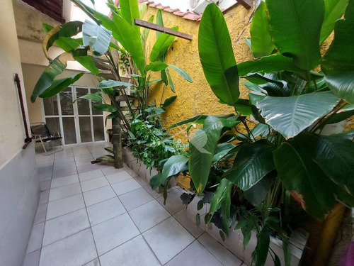 Imagem 13 de 21 de Casa Em Praia Grande, Com Edícula ,forte - V5527