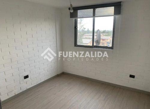 Departamento En Venta De 2 Dorm. En La Cisterna, Aepp