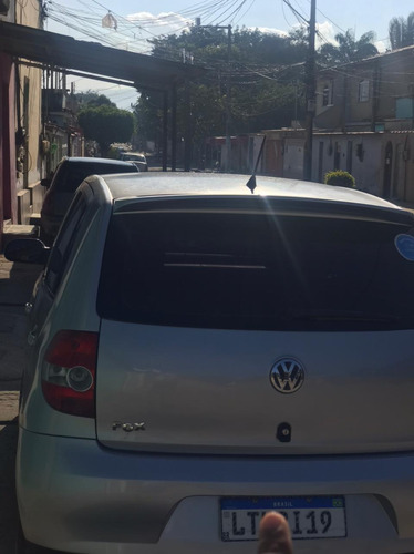 Imagem 5 de 10 de Volkswagen Fox 2010 1.0 Vht Trend Total Flex 3p 1543 Mm