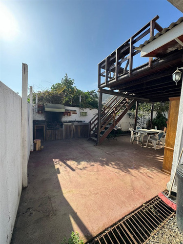 Casa Centrica En Venta De 3 Dorm. En Maitencillo