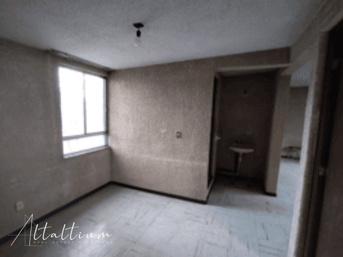 Departamento En Venta En Venustiano Carranza, 1era Sección Cdmx. Br-ru