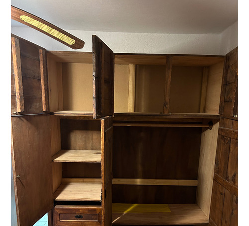 Ropero Mueble Rústico Pino Curado - Impecable (Usado)