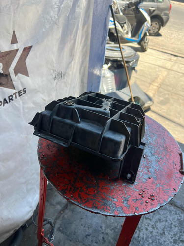 Base De Batería De Lincoln Mkx 2007-2009 (Usado)