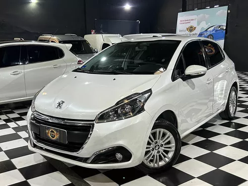 PEUGEOT 208 Allure HDI 1.6 Aut 2017 Diésel - Ú (220329) - ISU AUTO