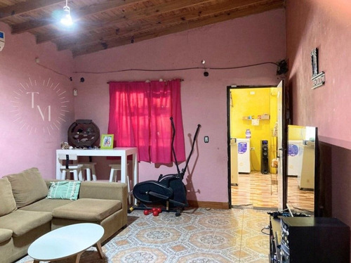 Casa En Venta En Peruzzotti