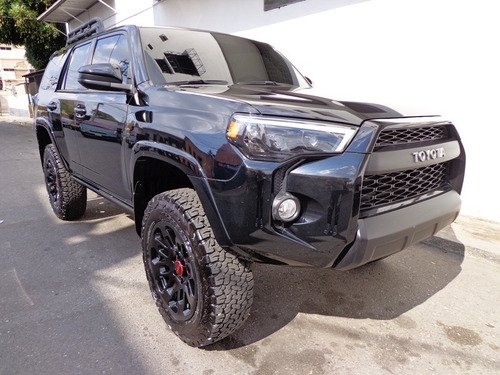 Imagen 3 de 18 de Toyota 4runner Trd Pro Off Road 2018 V6 4x4 Automático
