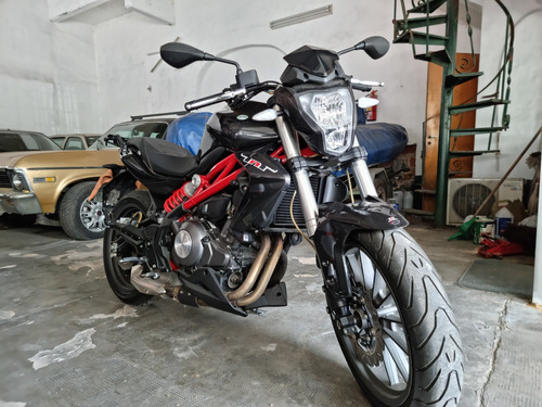 Moto Benelli Tnt300 