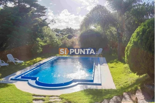 Imagen 16 de 18 de Venta De Casa De 4 Dormitorios En Barrio Super Tranquilo