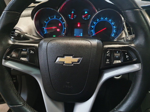 Imagen 15 de 21 de Chevrolet Cruze Sedan 4 Puertas 1,8 Ltz Nafta 2015 Manual