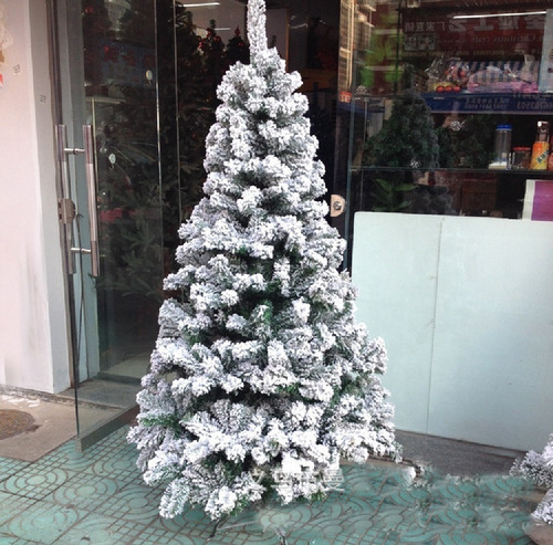 Arvore De Natal Flocos Nevada 2,40 Alt 1478 Galhos 125 Diam | Frete grátis Arvore De Natal Flocos Nevada 2,40 Alt 1478 Galhos 125 Diam | Frete grátis