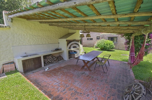 Casa En Venta - Pinares - Ref: 3381