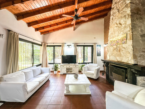 Venta Permuta Casa Quinta En Loma Verde Escobar