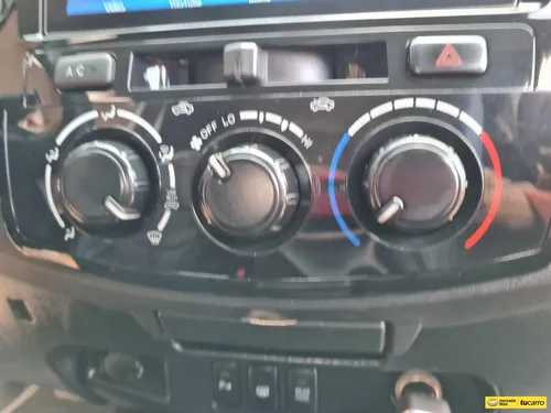 Toyota Fortuner 2.7cc At Aa 4x2 7 Pasajeros