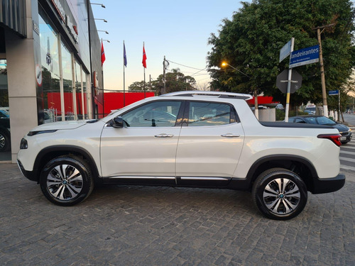 Imagem 10 de 12 de Fiat Toro Toro Volcano 1.3 T270 4x2 Flex Aut. Flex Automáti