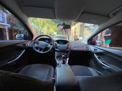 Imagen 10 de 14 de Ford Focus 1.6 S