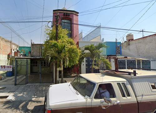 Casa De Oportunidad En Jose R Osorio Num 4316, Lte 34, Mza 228, Zona 1, Col. Insurgentes Ex Ejido Tetlan Ii, Cp. 44820,guadalajara,jalisco