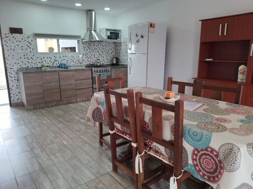 Alquiler Temporario Casa 2 Dormitorios Villa Cura Brochero Con Cochera