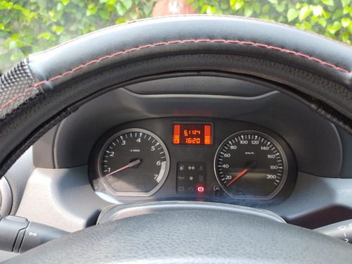 Imagen 10 de 14 de Renault Duster 2016 2.0 Expression At