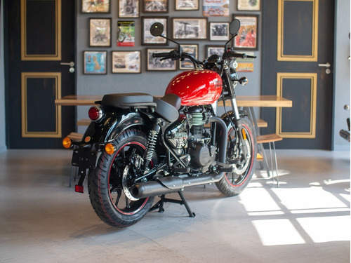 Imagen 15 de 25 de Royal Enfield Meteor 350 Fireball Roja