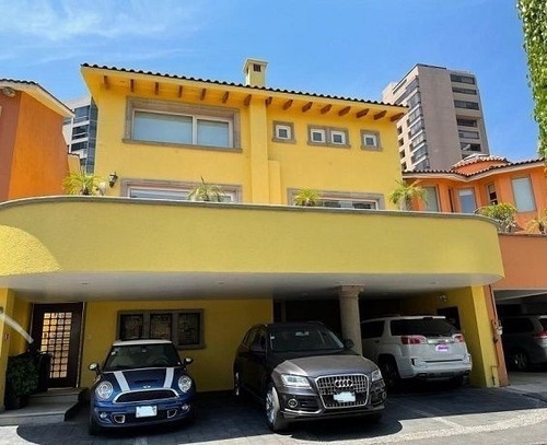 Imagen 1 de 11 de Hermosa Casa En Venta De 465 M2 En Lomas Del Chamizal