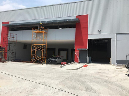 Bodega En Renta De 6,453 M2 En Gam Cdmx