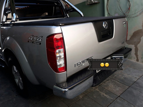 Nissan Frontier 2009 2.5 Le Cab. Dupla 4x4 4p