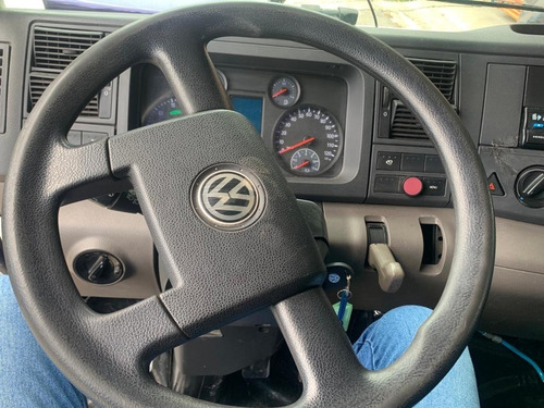 Vw 13-190 Ano 2013 No Chassis