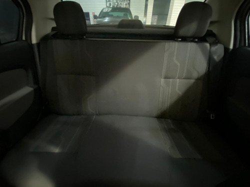 Imagem 14 de 15 de Renault Logan 2015 1.0 Flex Expression 16v Branco