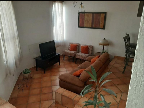 Imagen 2 de 11 de Casa Sola En Venta Las Quintas