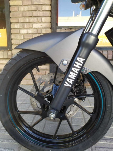 Imagen 9 de 14 de Yamaha Fz S D Disco Trasero 2022 Ahora 12 Y 18