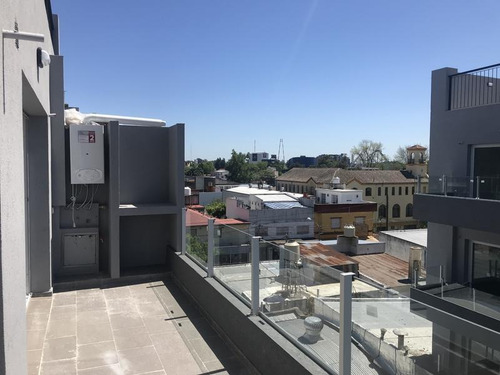 Imagen 15 de 21 de Lencke Vende - Excelente Local A Estrenar Sobre El Boulevard Saenz Peña