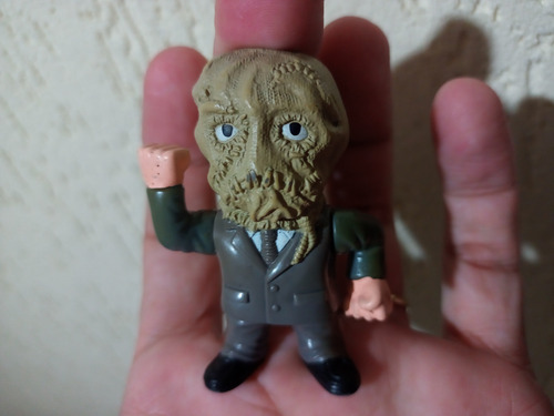 Boneco Miniatura Espantalho Nestlé Usado Na Condição (Usado)
