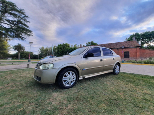 Chevrolet Astra 2.0 Gl