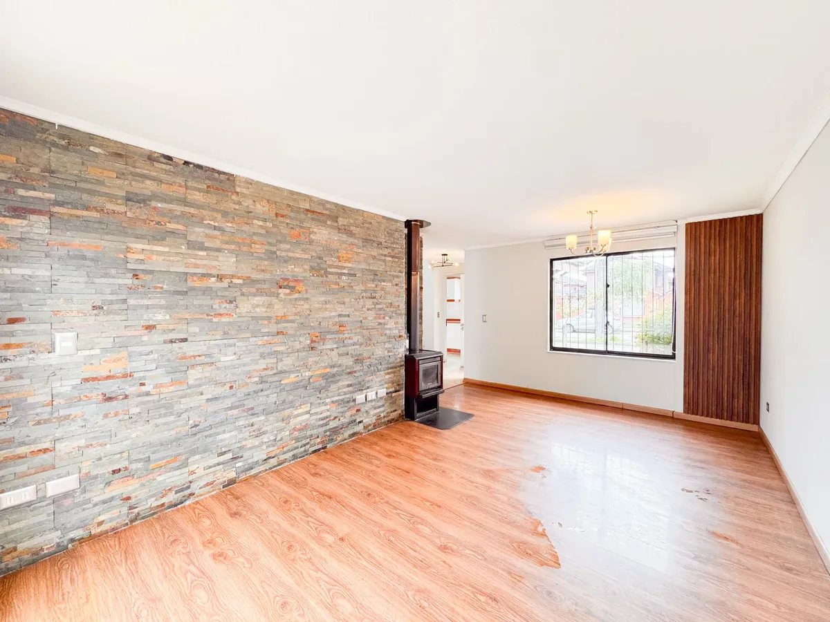 Imagen 4 de 30 de Casa + Local Comercial, En Portal San Pedro · Venta Uf 4.850