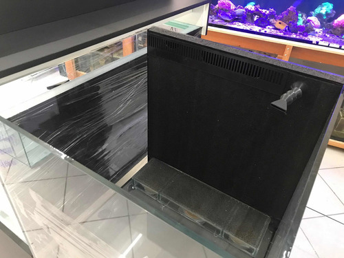 Imagem 2 de 10 de Aquário Cubo 50x50x50 Marinho Ou Doce C/ Sump + Móvel Preto