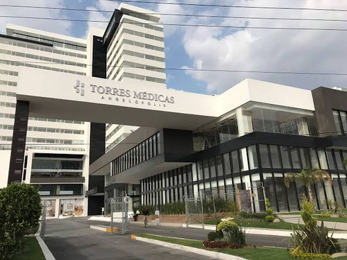 Consultorio En Torres Médicas Angelópolis Piso 8 De 28 M2