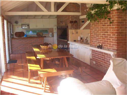 Imagen 29 de 30 de Casa En Cantegril, 5 Dormitorios *- Ref: 10631