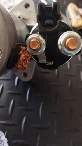 Imagen 3 de 6 de Arranque Toyota Hilux 2.7 2tr