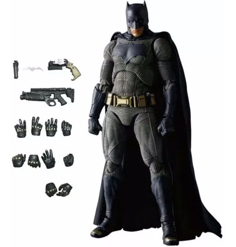 Boneco Batman + Acessórios 17 Cm Action Figure Na Caixa - Dc