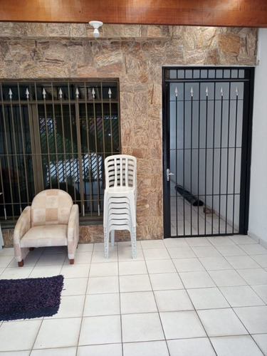 Casa À Venda Na Rua Eusébio Da Silva, Parque Maria Domitila, São Paulo - Sp - Liv-11414